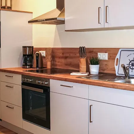 2 Bedroom Cozy In