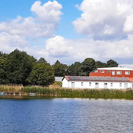 Vakantiehuis 2 Bedroom Cozy In