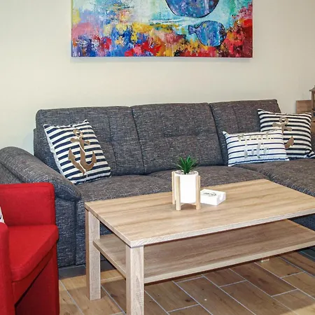 Holiday home In With Wifi Gutzkow